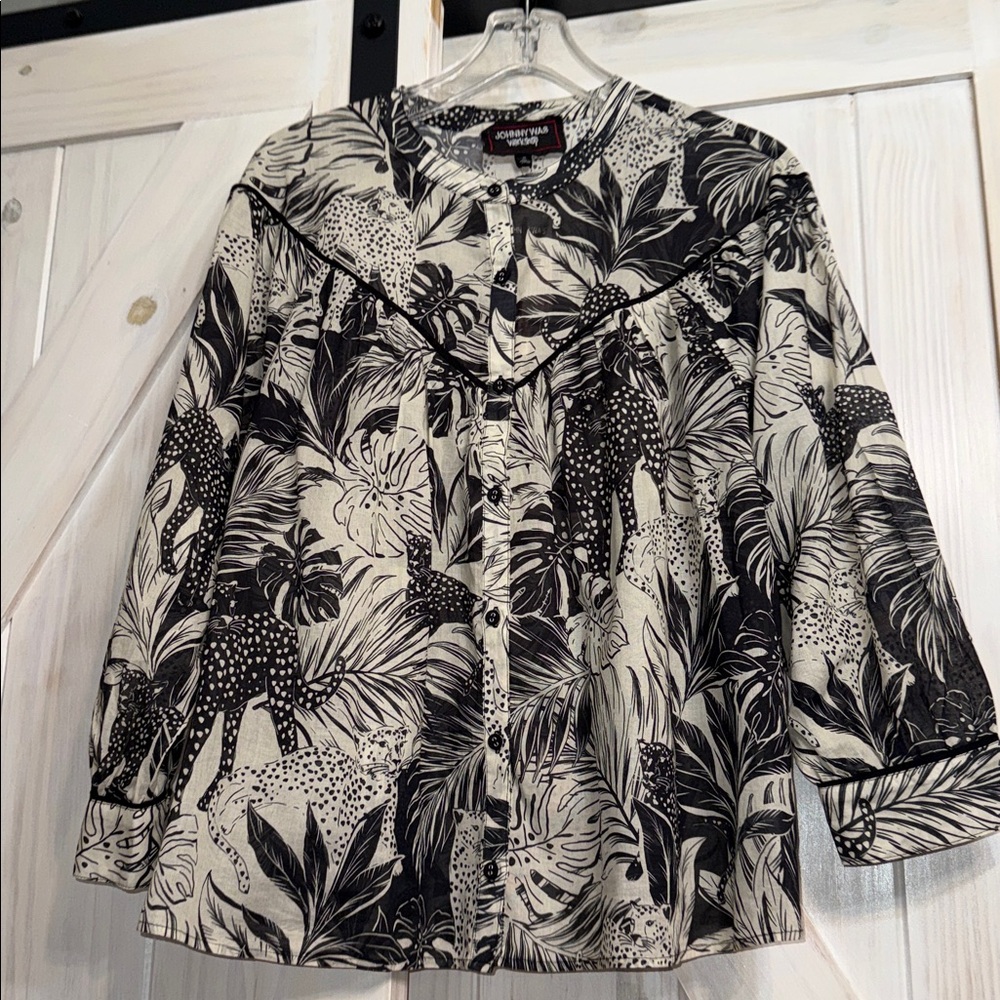 NWT JOHNNY WAS WORKSHOP NOAH black and cream Hiding Leopard button up size M